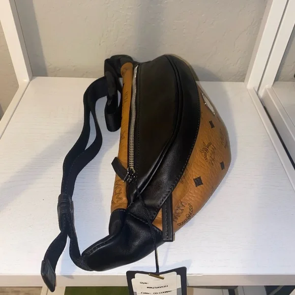 🔥 NWT MCM SIGNATURE COGNAC & BLACK LEATHER SMALL FANNY PACK WAIST BUM BAG - Picture 6 of 9